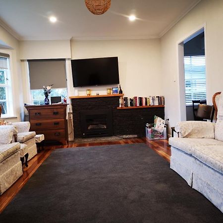 Cheerful 4 Bedroom Holiday Home Rotorua Extérieur photo