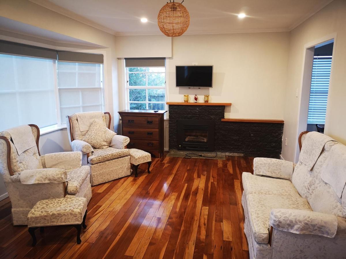 Cheerful 4 Bedroom Holiday Home Rotorua Extérieur photo
