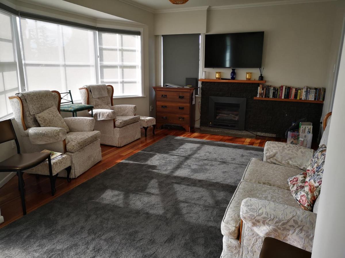 Cheerful 4 Bedroom Holiday Home Rotorua Extérieur photo