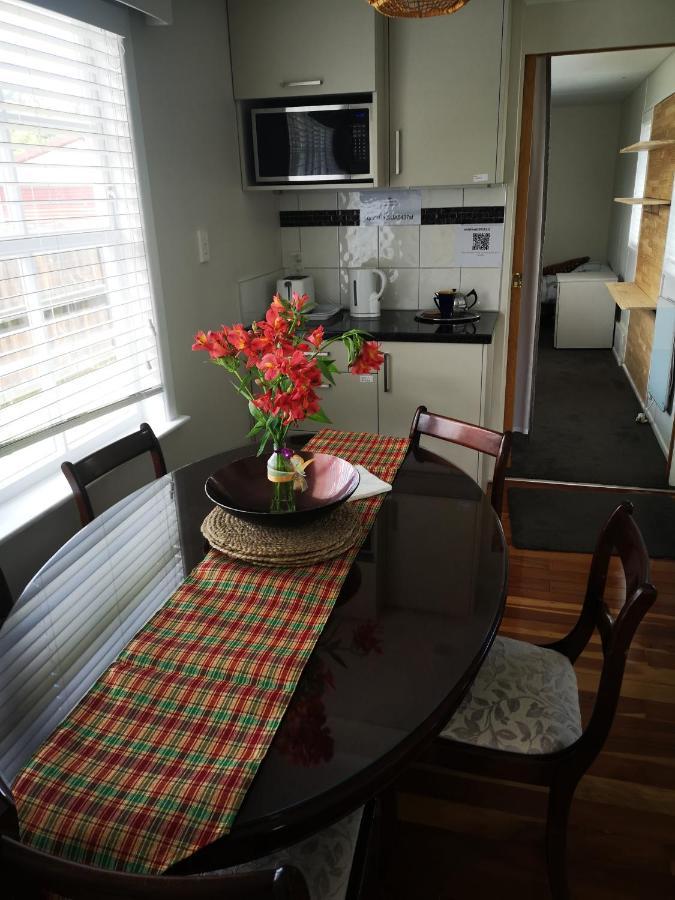 Cheerful 4 Bedroom Holiday Home Rotorua Extérieur photo